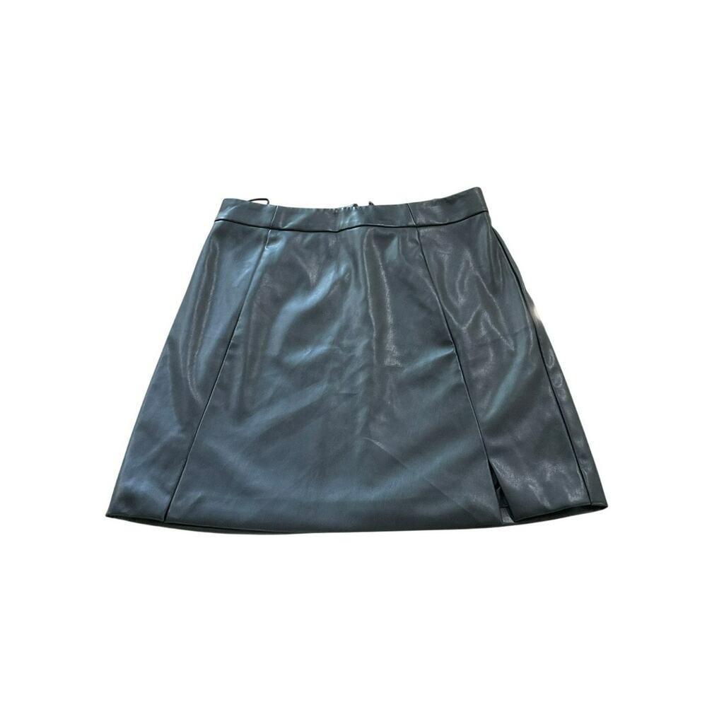 NWT Banana Republic Vegan Leather Black Mini Skirt Front Slit Size 8 Medium
